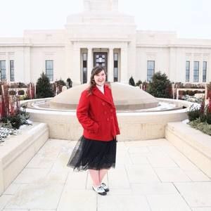 Meet your Posher, Alayna